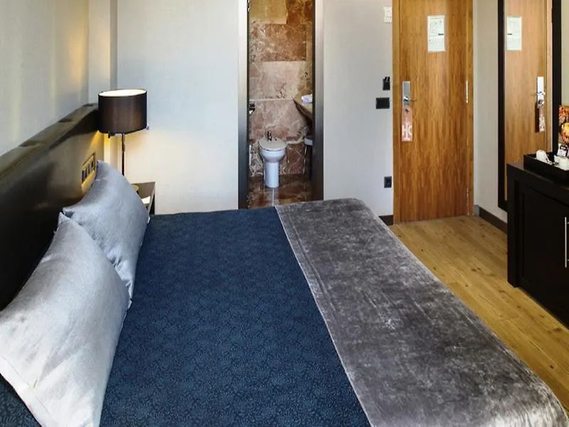 Catalonia Portal De L'Angel Hotel Barcelona